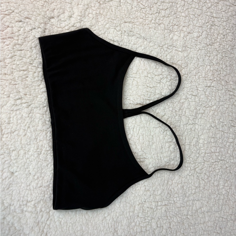 Vuori Black Sports Bra - Picture 8 of 8